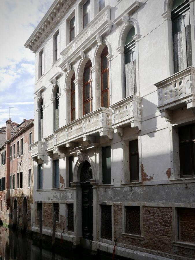 Foresteria Valdese Venezia Hostal